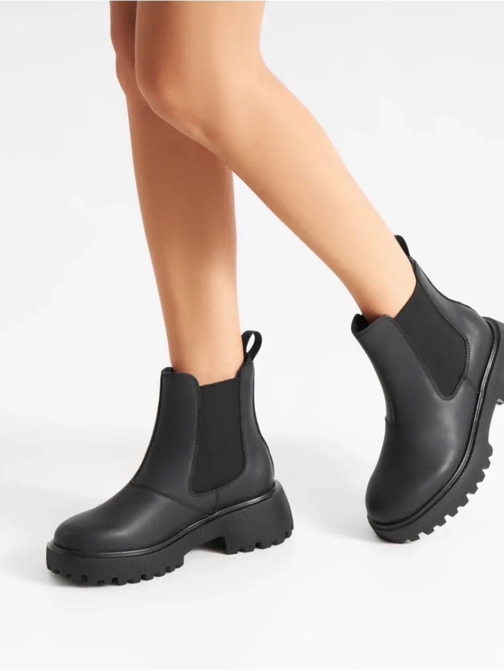 NEW! Women’s Aya lug sole Rain Boot